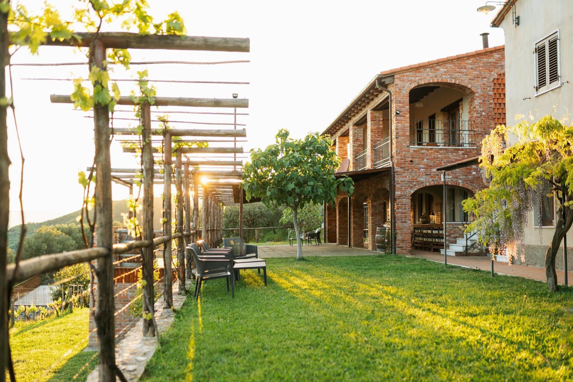 Agriturismo La Burlanda Fosdinovo Exterior foto